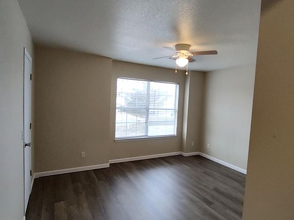5th image of 17 W Rainsong St