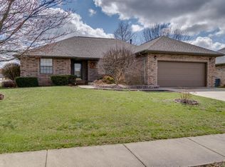 3580 W Countryside Dr, Springfield, MO 65807
