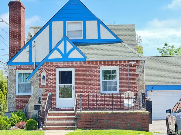 103 Union Street, Valley Stream, NY 11580
