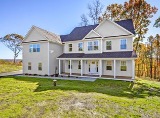 27 Hunting Ridge Rd, Brookfield, CT 06804