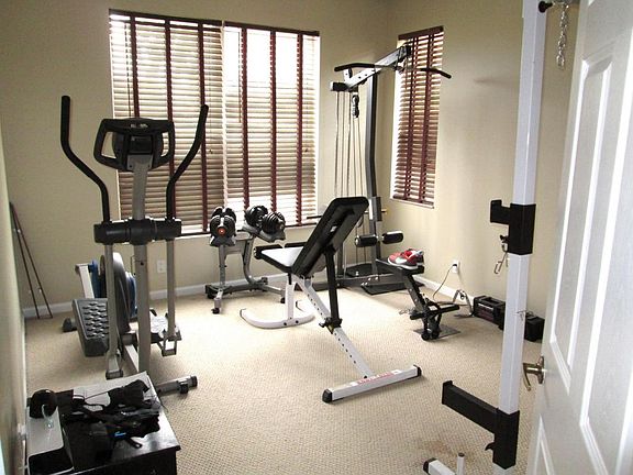 4th image of 5859 Bay Hill Cir