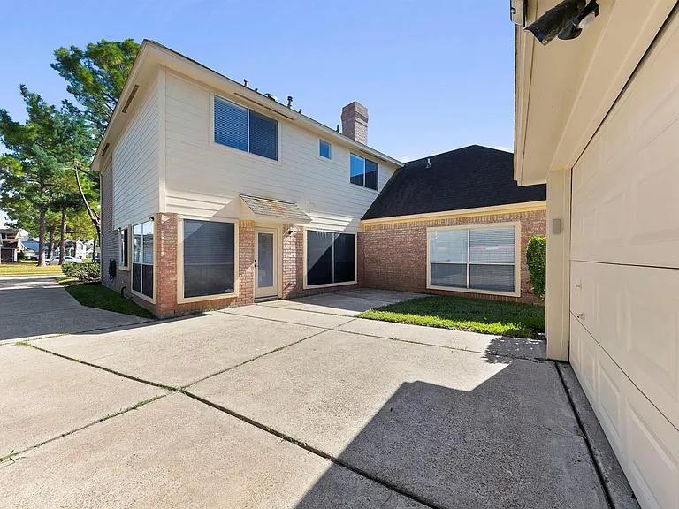 1414 Bluestone Dr — Photo 38