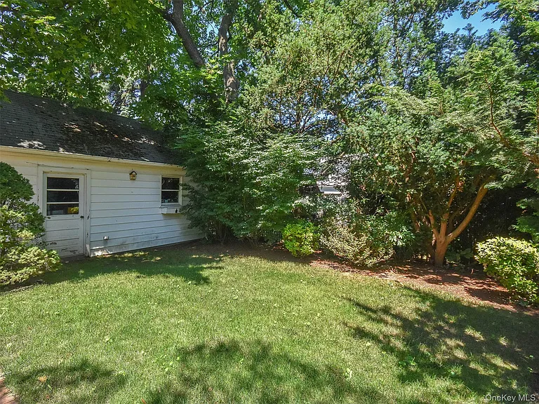 121 Hillcrest Ave — Photo 33