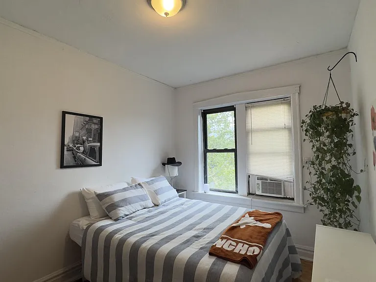 2927 W McLean Ave #3 — Photo 3