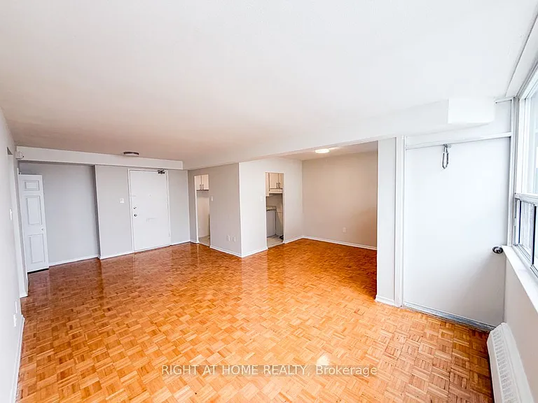 1440 Lawrence Ave W #510 — Photo 8
