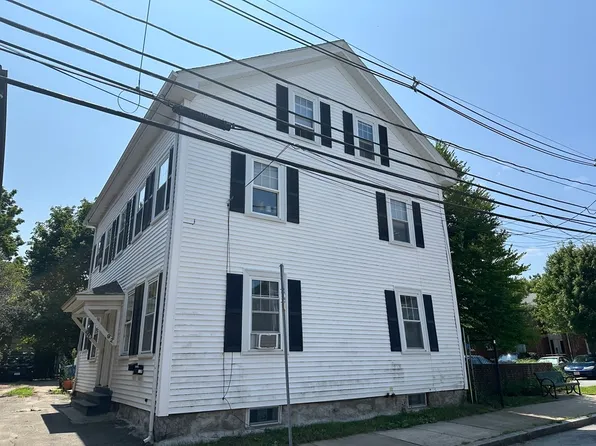 90-92 Pond St, Waltham, MA 02451
