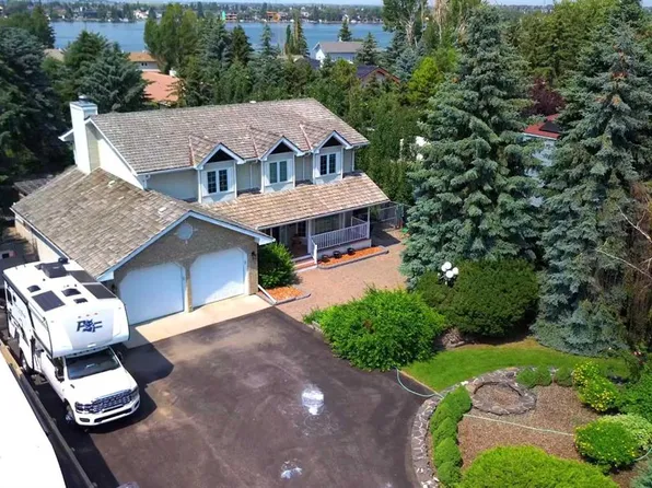 777 E East Lakeview Rd, Chestermere, AB T1X 1B1