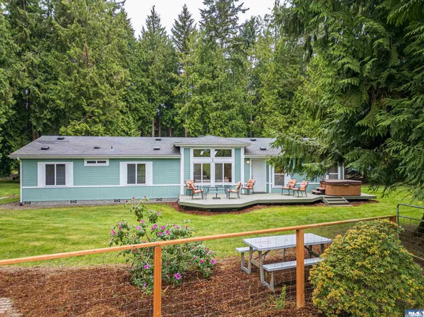 200 Home Ln, Port Angeles, WA 98362