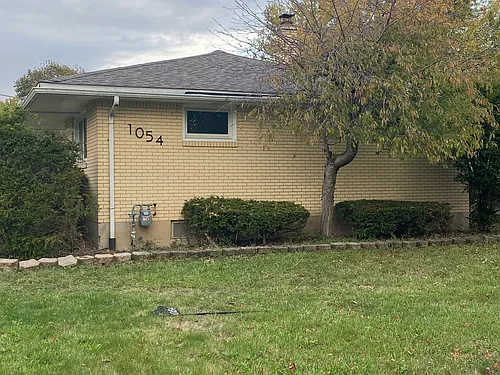1054 Woodstock Ave Photo 1