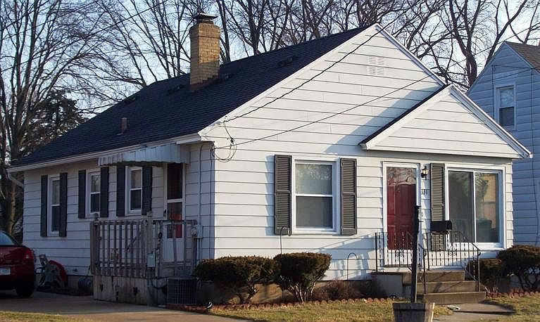 1st image of 331 Eola St SE