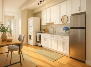 65 Cedar St #1R, Brooklyn, NY 11221