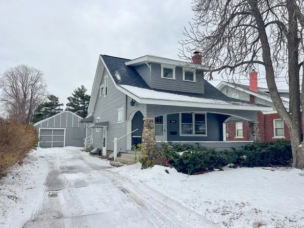 3213 Washington Ave, Erie, PA 16508