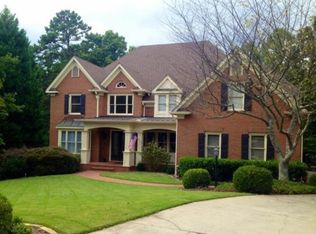 8720 Torrington Dr, Roswell, GA 30076