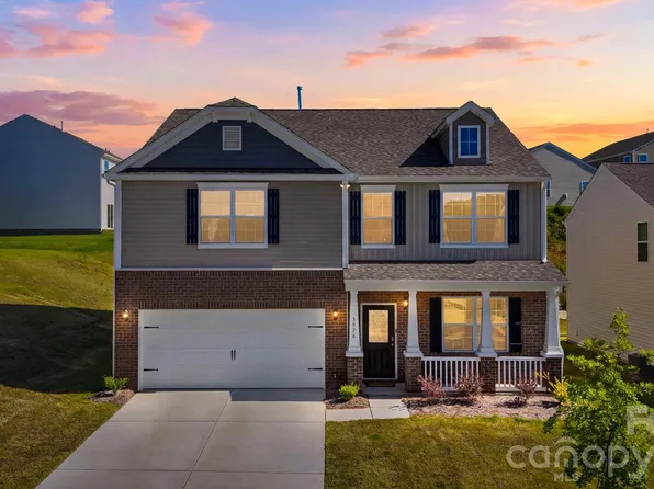 3976 Ashton Dr NW, Conover, NC 28613