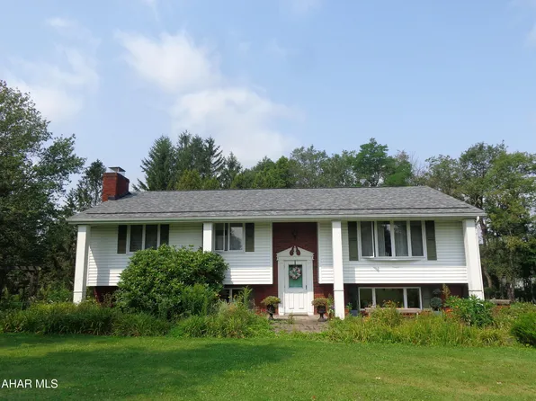 157 Dodson Dr, Portage, PA 15946