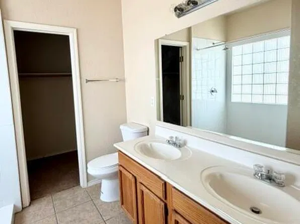 2372 Joshua Louis Dr, El Paso, TX 79938