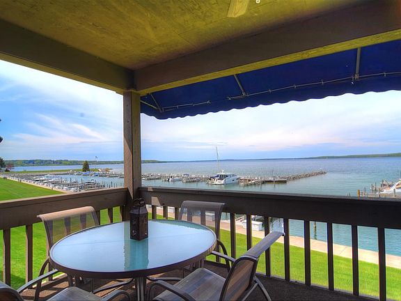 5th image of 4000 Hemingway Pointe Club Rd Unit 16
