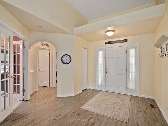 5th image of 1863 Stirling Ln