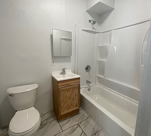 4th image of 1305 9th St APT 1
