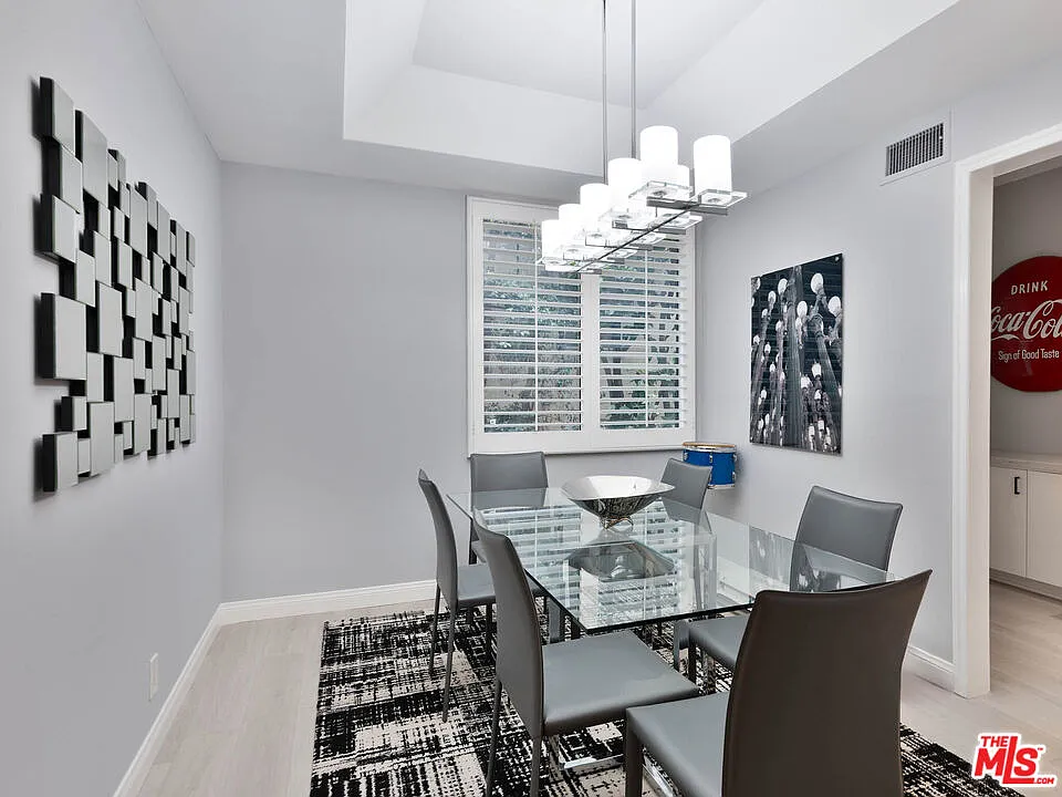 2 bed, 2.0 bath, 1532 sqft, $7,000 — Photo 4