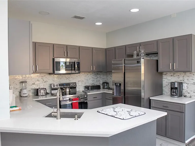 112 Cypress Pointe Ct — Photo 16
