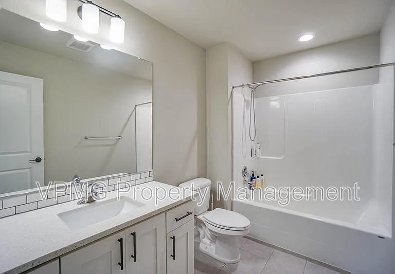 10819 NE 99th Ave — Photo 27