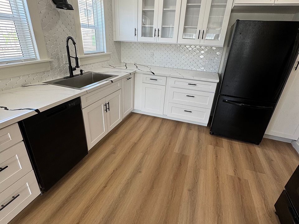1st image of 6417 Franklin Ave