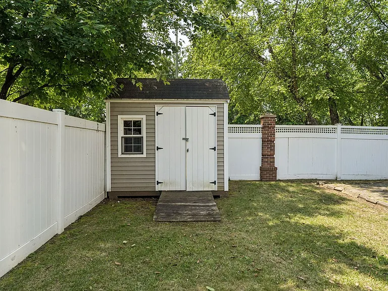 3521 Reserve Dr — Photo 34