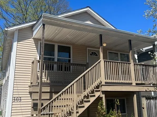 303 Swan St, Providence, RI 02905
