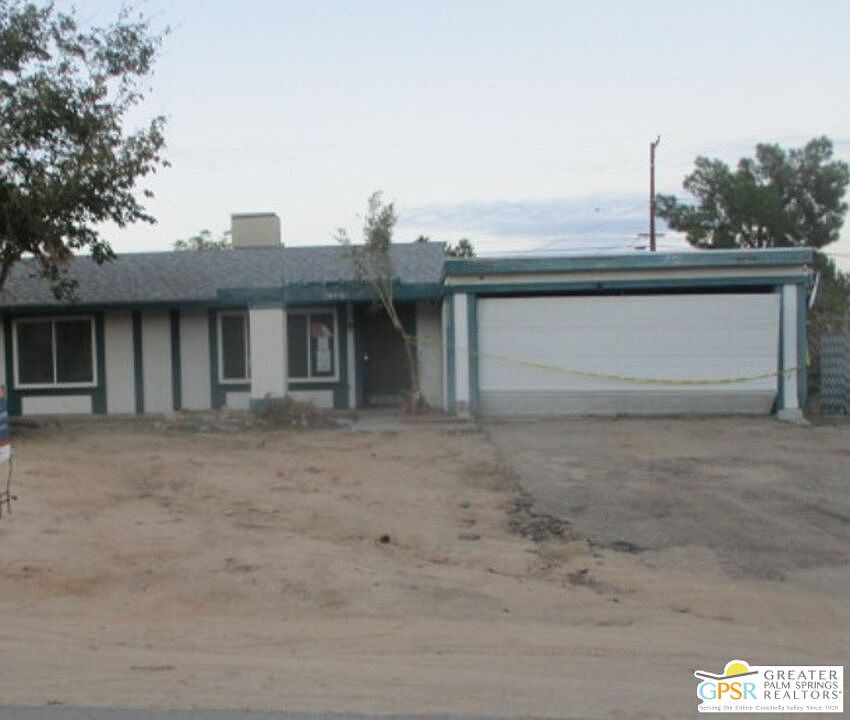 1st image of 72376 Sunnyslope Dr