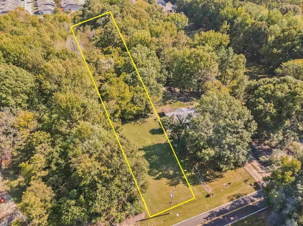 1500 Bridgewater Rd, Cordova, TN 38018