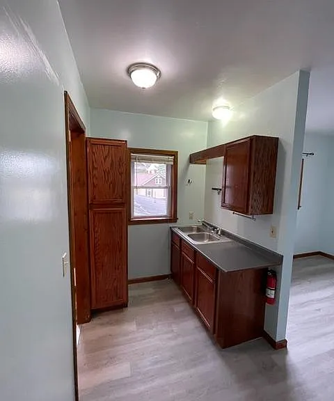 Unit Photo