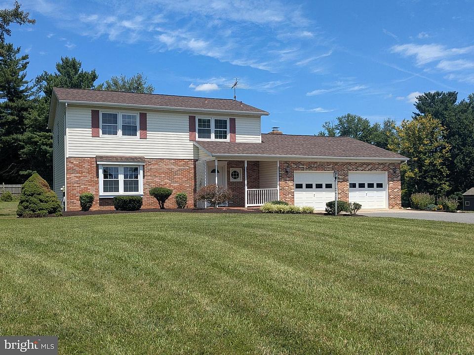 1st image of 7464 Flamewood Dr