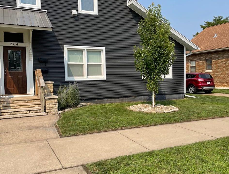 1st image of 264 E 5th St #1