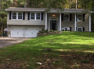 39 Sayer Rd, Blooming Grove, NY 10914