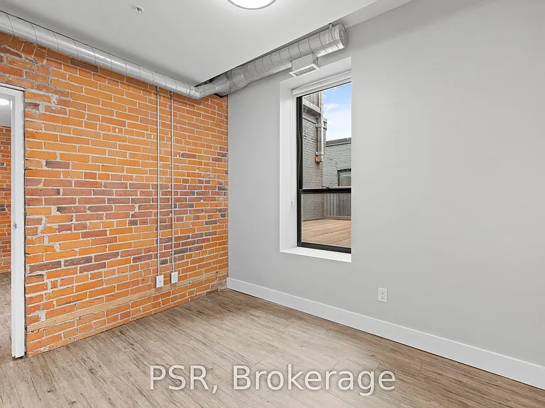 2870 Dundas St W #212 — Photo 12