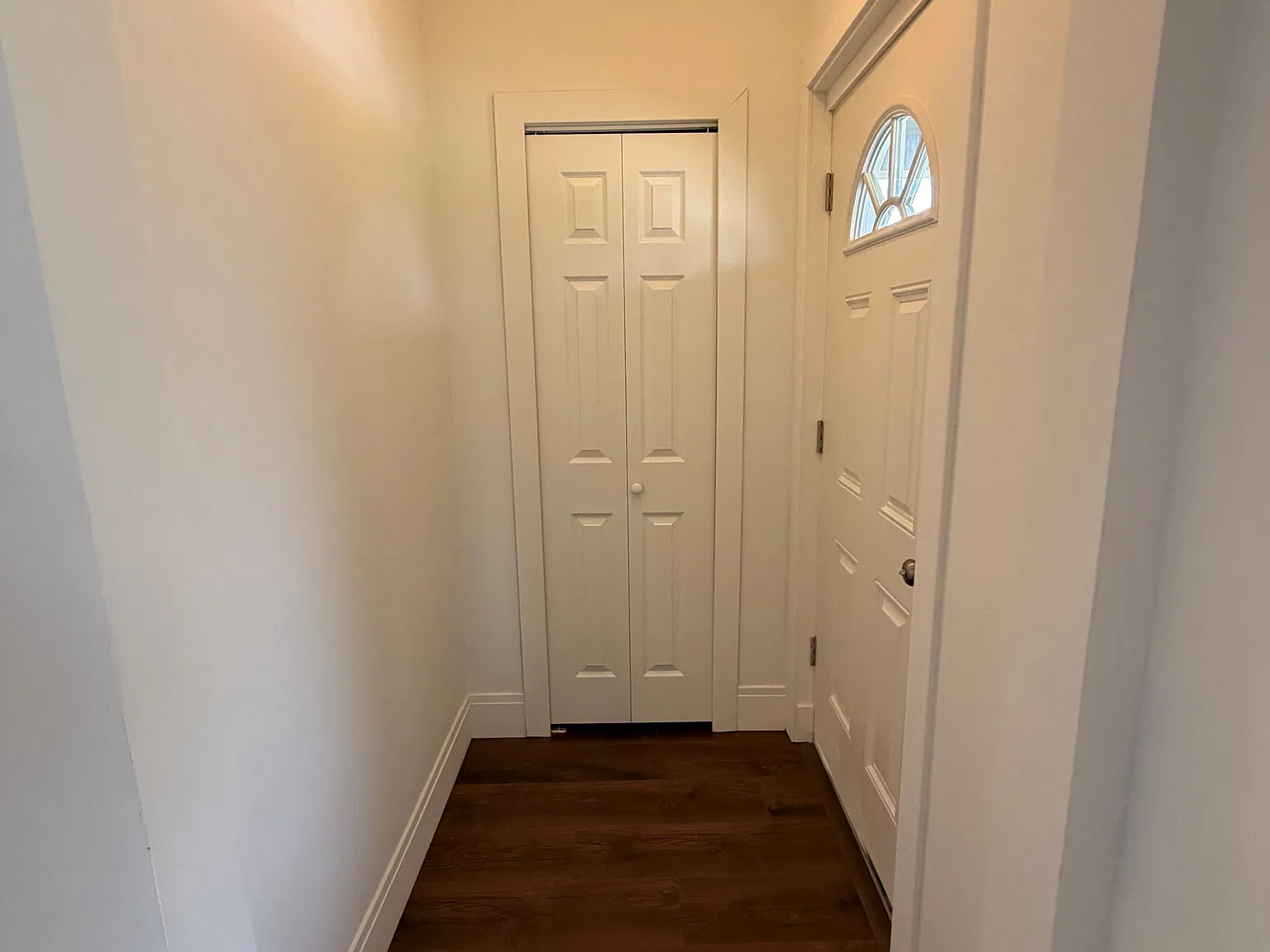 6 bed, 1500 sqft, $2,000 — Photo 2