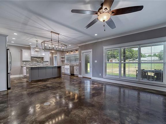 5th image of 6545 Summer Oak Ct