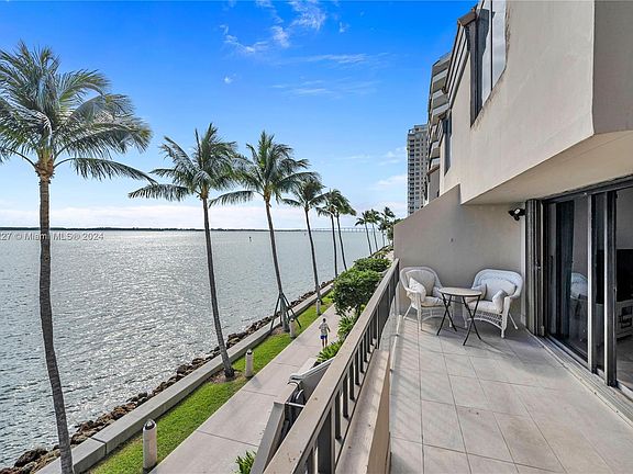 4th image of 520 Brickell Key Dr #A-bh25
