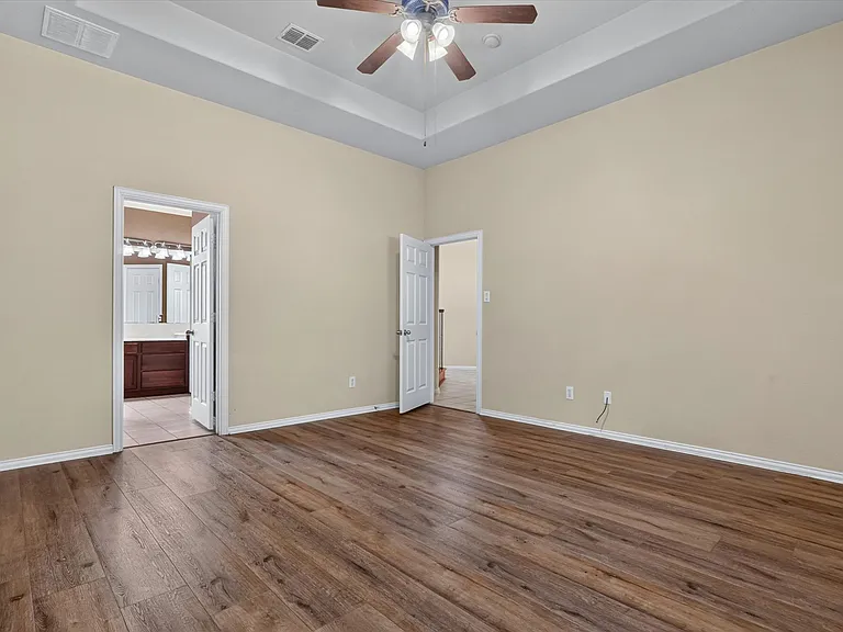 11945 Henderson Dr — Photo 13