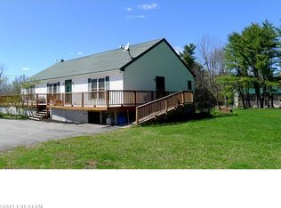 65 Meadow Hill Rd, Winthrop, ME 04364