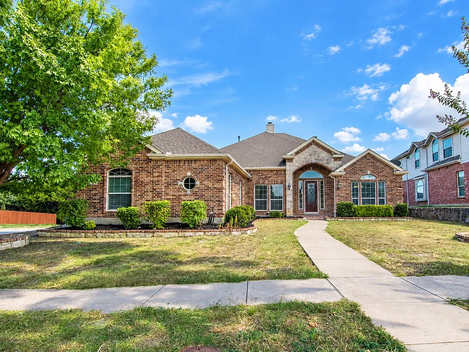 1418 E Oates Rd