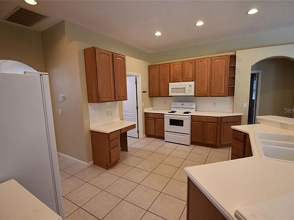 2nd image of 2644 Treymore Dr