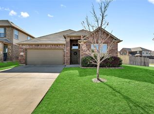 8720 Maple Ridge Trl, Fort Worth, TX 76244