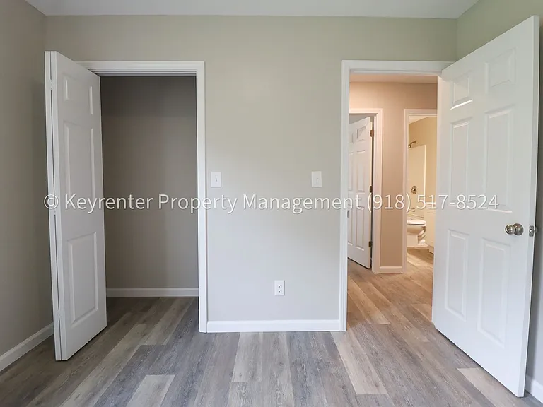 43 S Toledo Ave — Photo 13