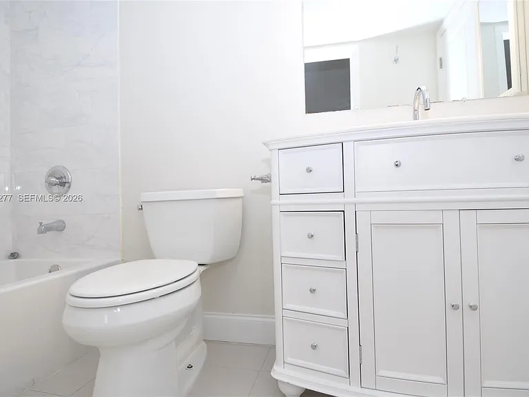 798 Crandon Blvd #33-C — Photo 6