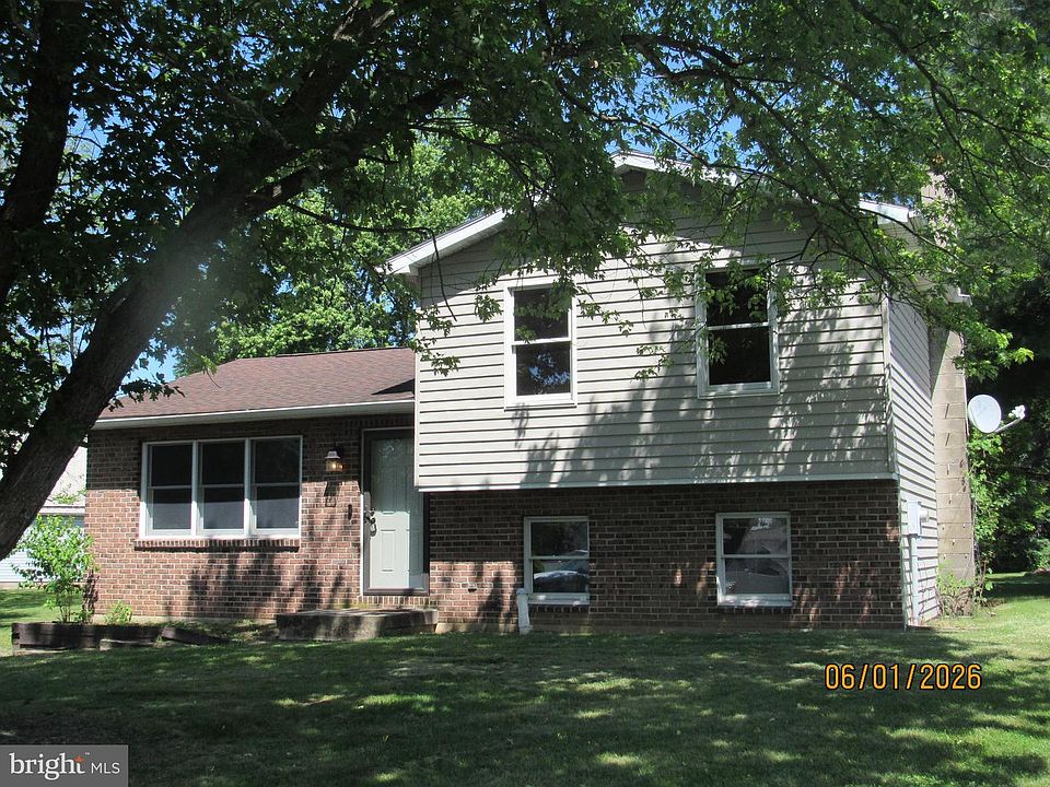 1st image of 164 Yarnell Ln
