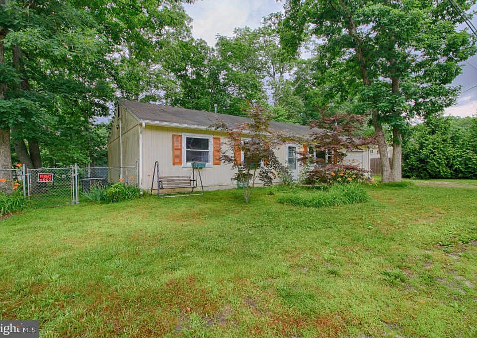 1st image of 1202 Evergreen Blvd