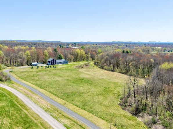 96 Cold Hill Rd, Granby, MA 01033