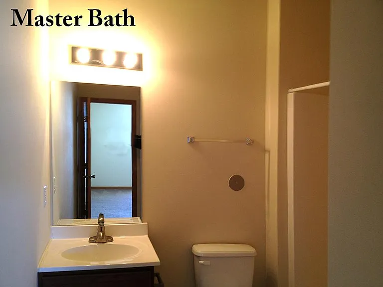 376 Mosaic Ln #4 — Photo 8